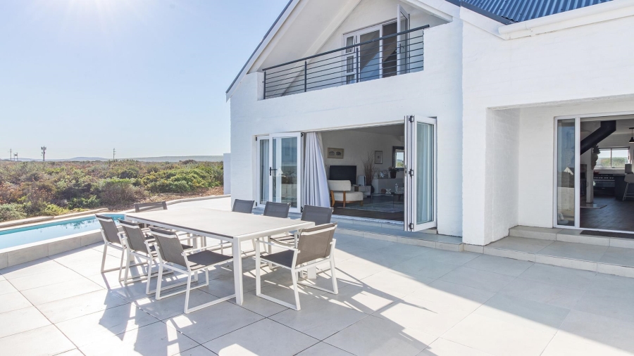 5 Bedroom Property for Sale in Grotto Bay Western Cape